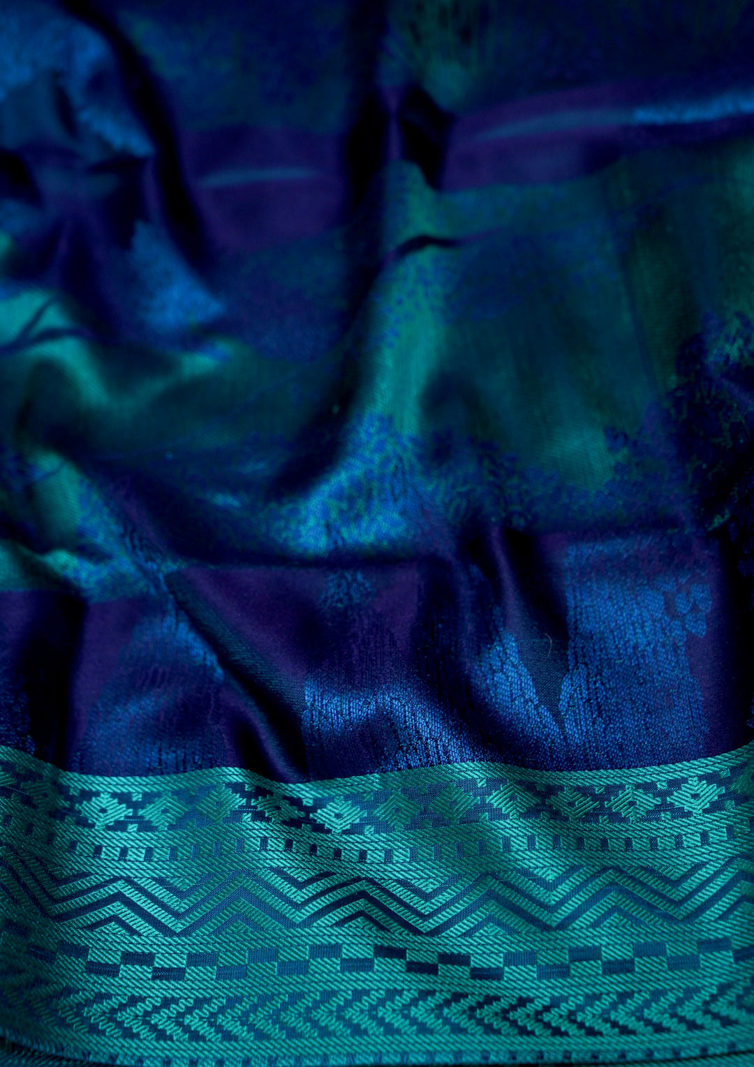 Teal Blue Handwoven Banarasi Tanchoi Silk Saree with Resham Work