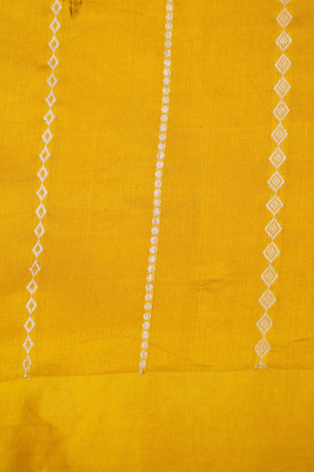 Haldi Wear Handwoven Banarasi Pure Katan Silk Elephant Motif Saree View 6