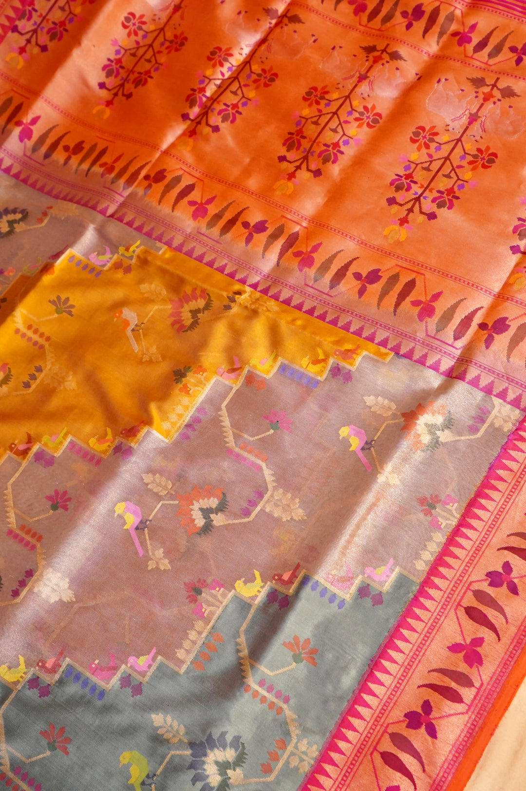 Pakshi Leher Of Handwoven Rangkat Banarasi Katan Silk Saree