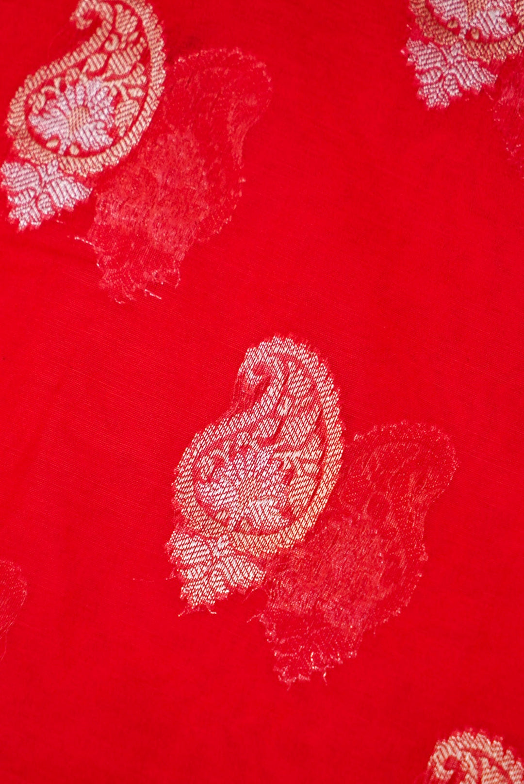 Red Pure Mul Silk Suit with Embroidered Kurta and Pitta Zari Dupatta