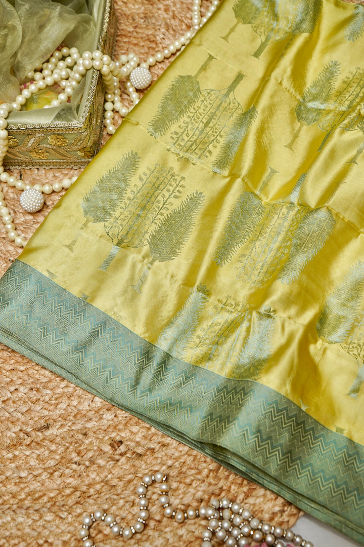 Neon Yellow Handwoven Pure Banarasi Tanchoi Silk Saree