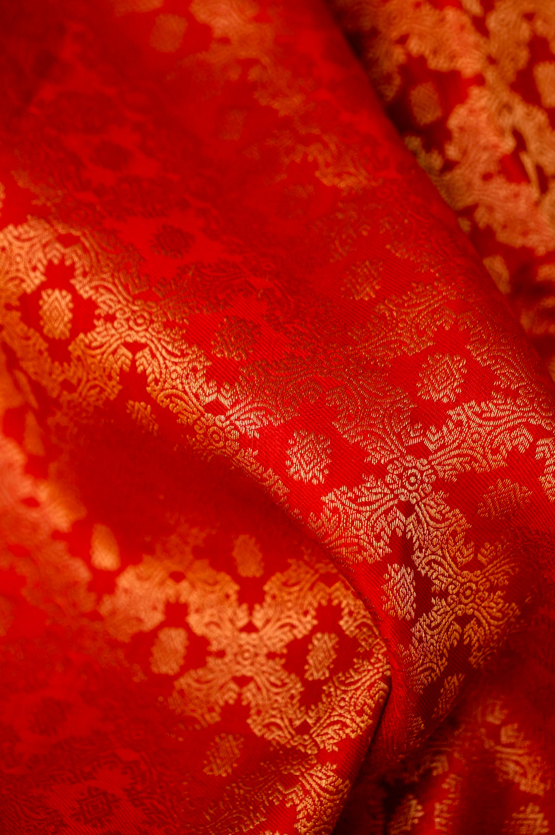 Ruby Red Kanjivaram Silk Saree with Heirloom Zari Brocade Weave View 5