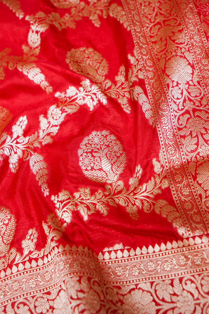 Red Bridal Banarasi Handloom Pure Katan Silk Jaal Saree with Meenakari Pallu