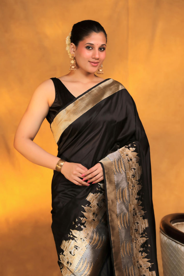 Banarasi Handloom Black Pure Katan Silk Ghat Wali Saree Closeup View 2