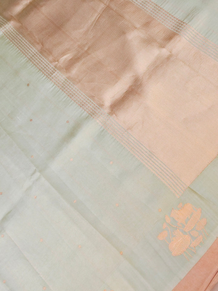 Handwoven Banarasi Pure Pastel Green Mashru Silk Saree with Zari Shikargah Weave View 2