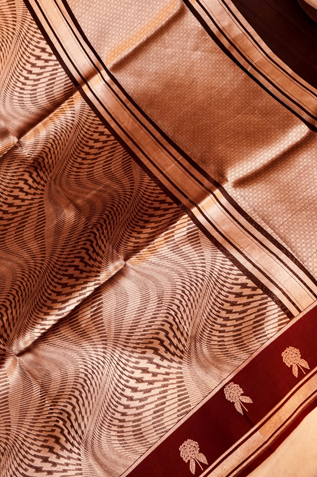 Earthy Elegance – Brown Pure Handloom Organza Silk Saree with Chevron Weaving