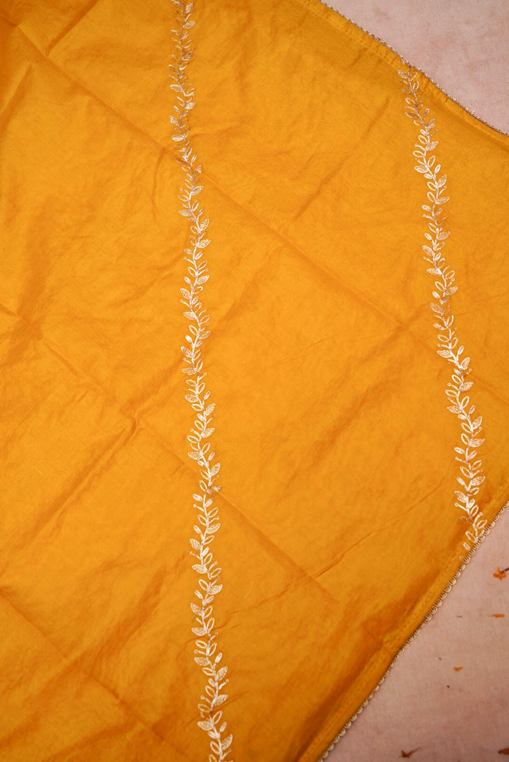 Pure Mul Silk Suit with Peacock Embroidered Neckline and Pitta Zari Dupatta