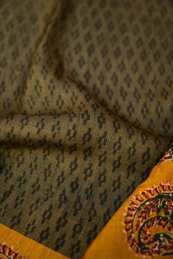 Green Crepe Silk Saree with Meenakari Carry Motif &amp; Yellow Contrast Border