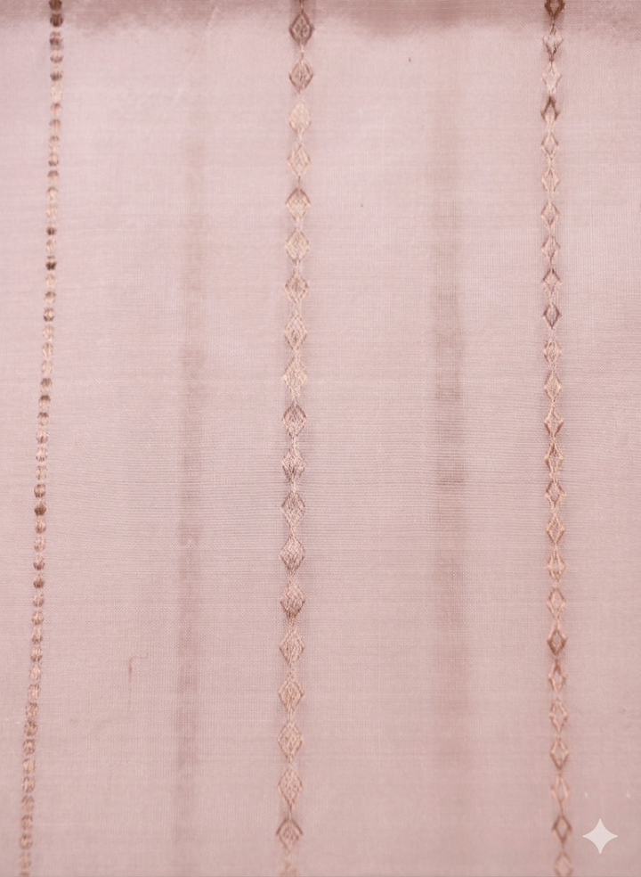 Handwoven Baby Pink Banarasi Pure Puna Silk Saree with Meenakari Booti