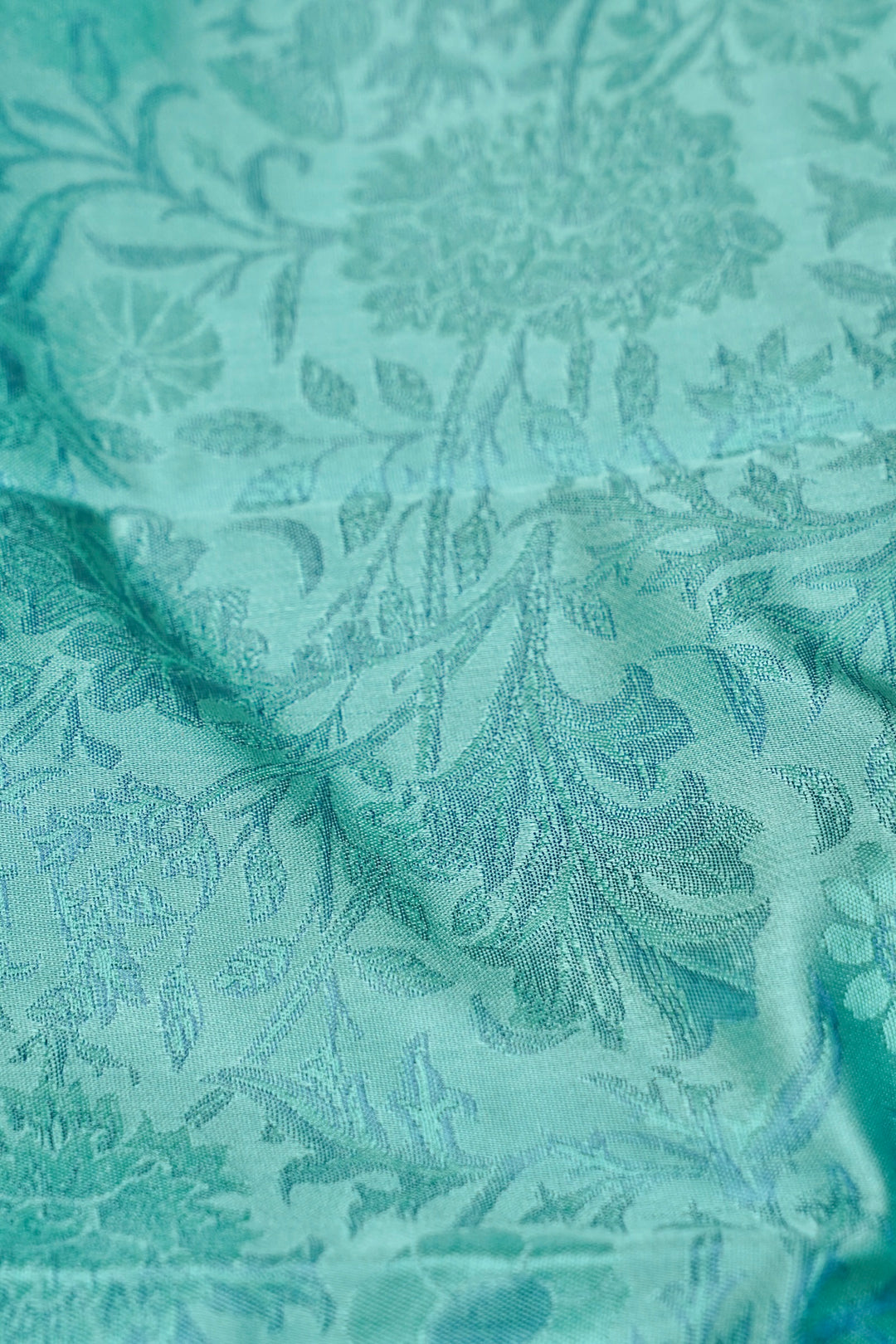 Sea Green Handwoven Pure Banarasi Tanchoi Silk Saree