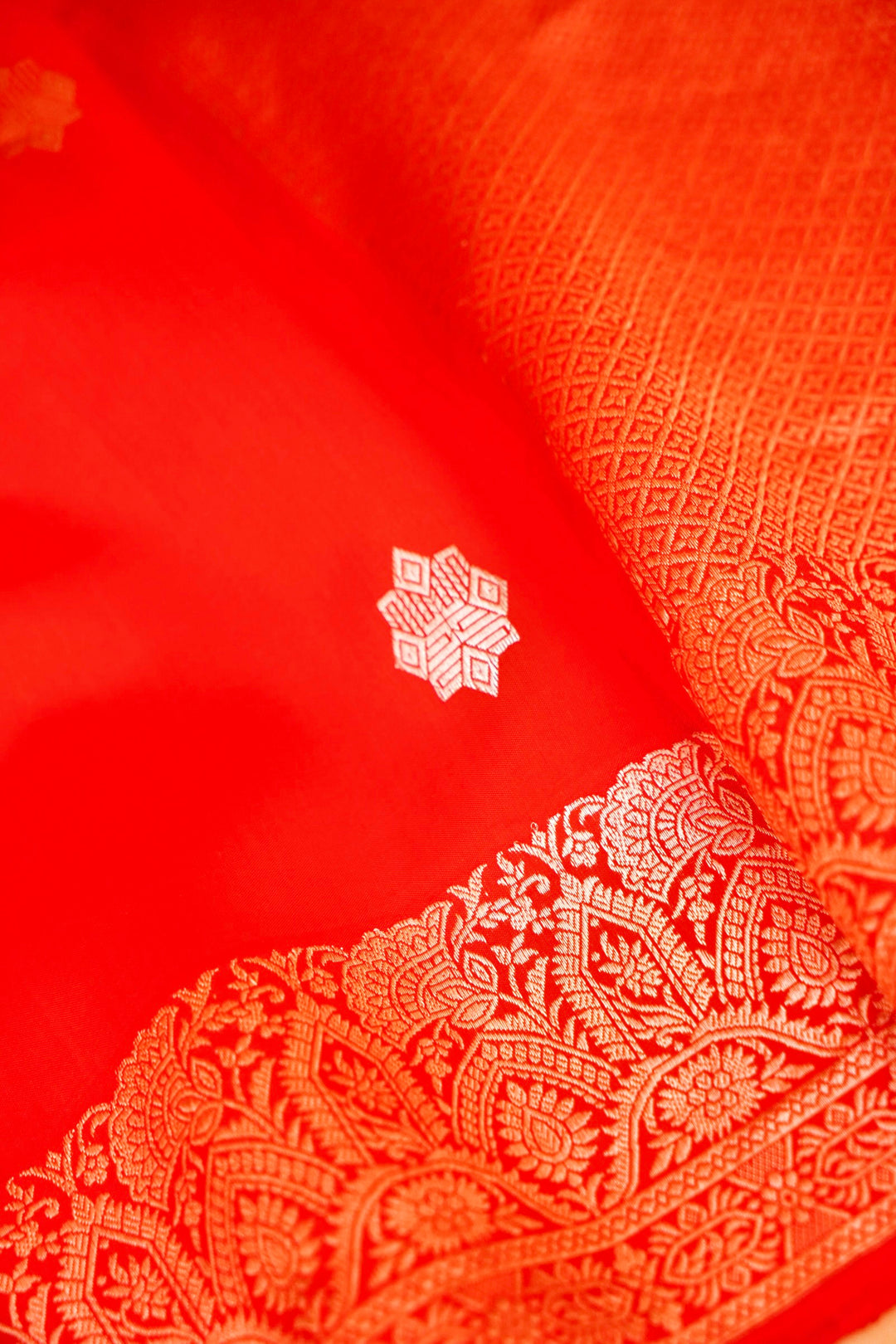 Handwoven Red Banarasi Bridal Katan Silk Saree