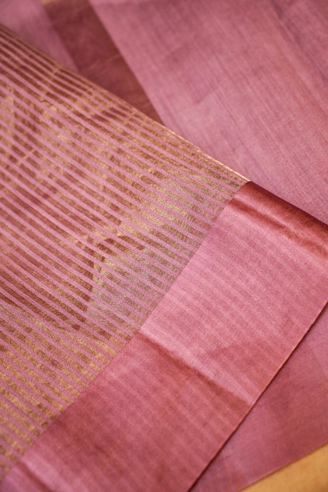 Mauve Pink Stripe Luxe Banarasi Tissue Silk Saree View 5