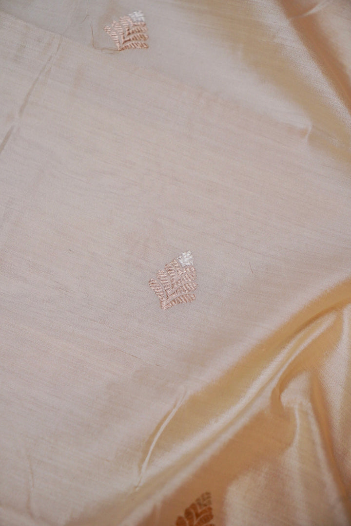 Handwoven Dyeable Banarasi Pure Katan Silk Kadhua Booti Fabric