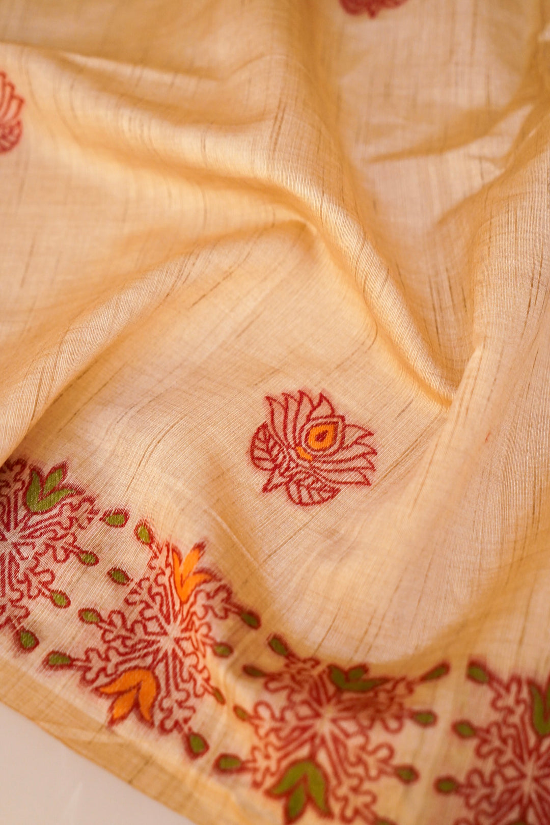 Cream Tussar Silk Saree with Meenakari Border &amp; Peacock Motif Pallu