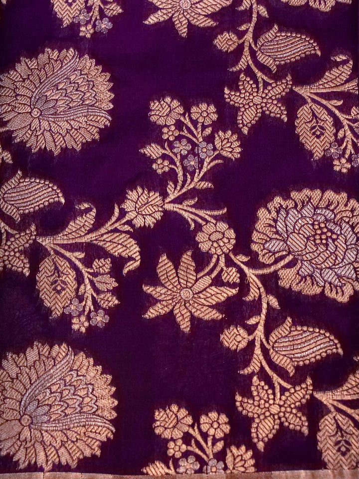 Handwoven Purple Pure Silk Saree with Brocade Hand Appliqué Work Brocade Blouse View 5