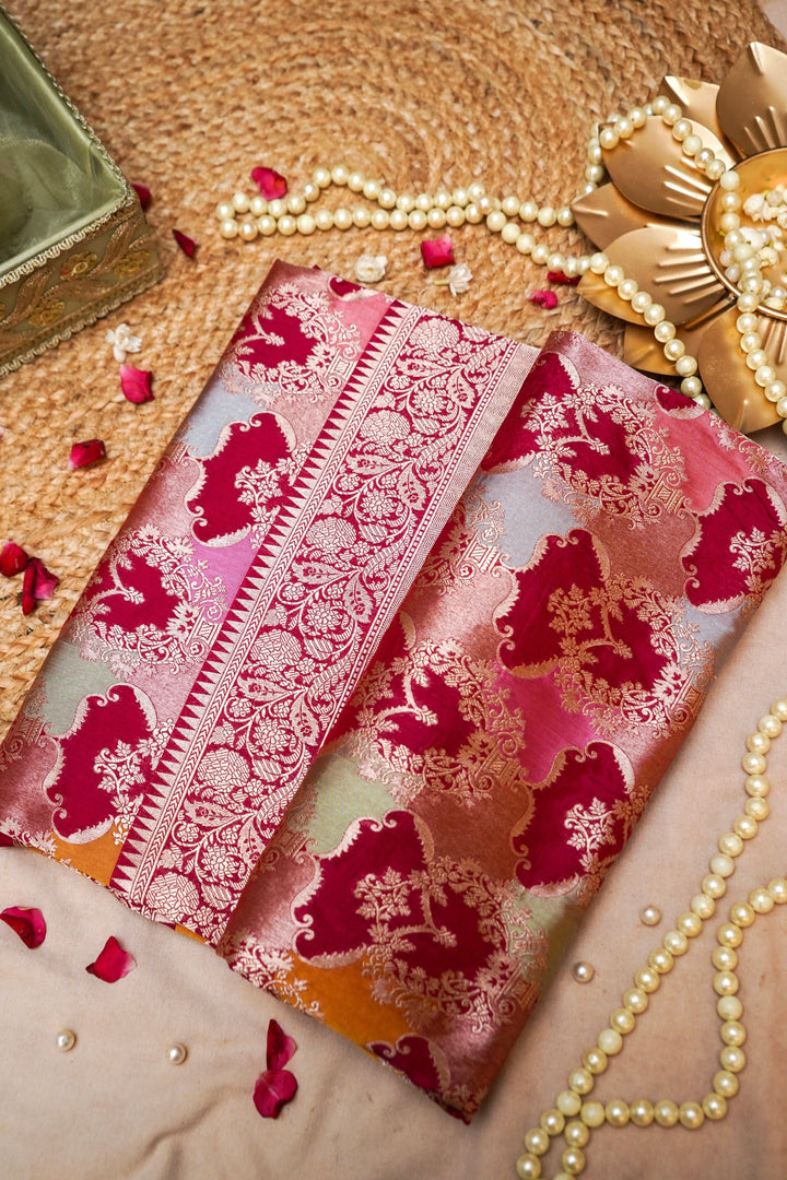 Rangon Ki Lehar Handwoven Banarasi Rangkaat Pure Katan Silk Saree View 1