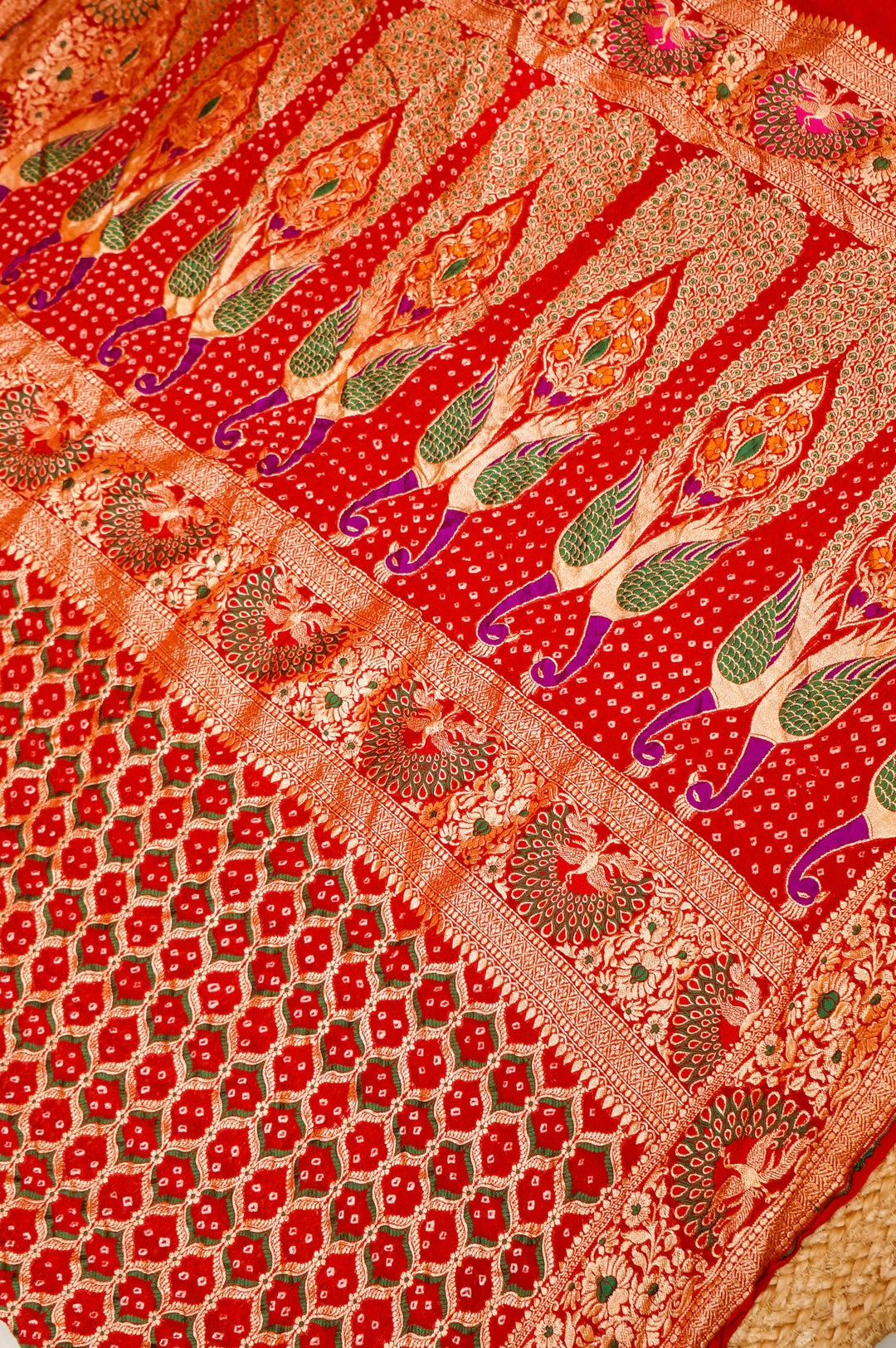 Handwoven Meenakari Pure Khaddi Georgette Kimkhwab Saree View 2