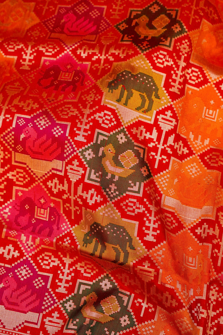 A Regal Red Banarasi Patola – Handwoven in Pure Katan Silk for the Modern Bride
