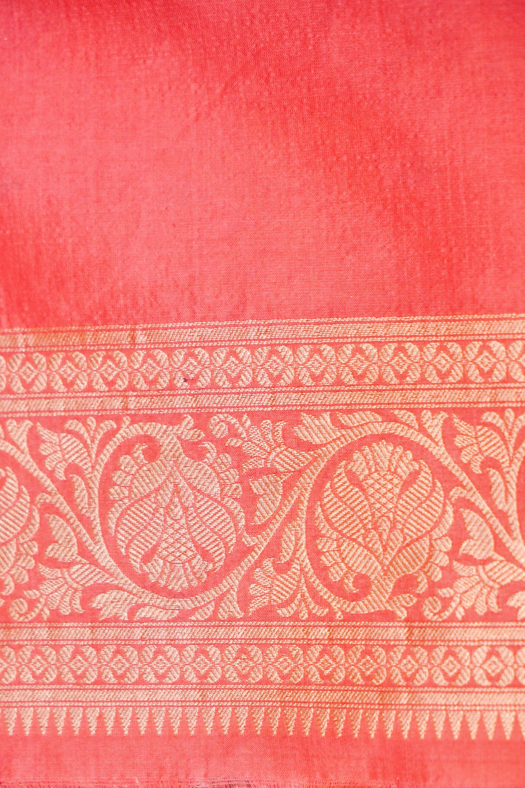 Handwoven Banarasi Pinkish Peach Pure Katan Silk Shikargah Saree