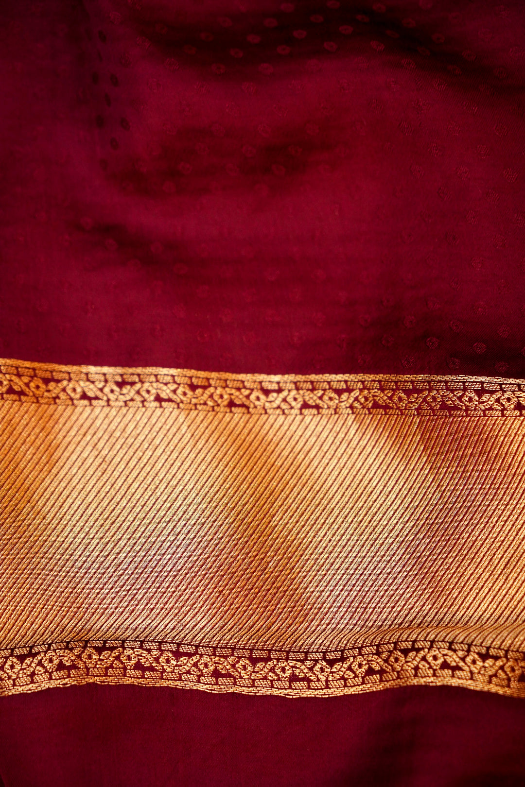 Banarasi Satin Crepe Bandhej Weaving Saree with Elegant Birds Motif