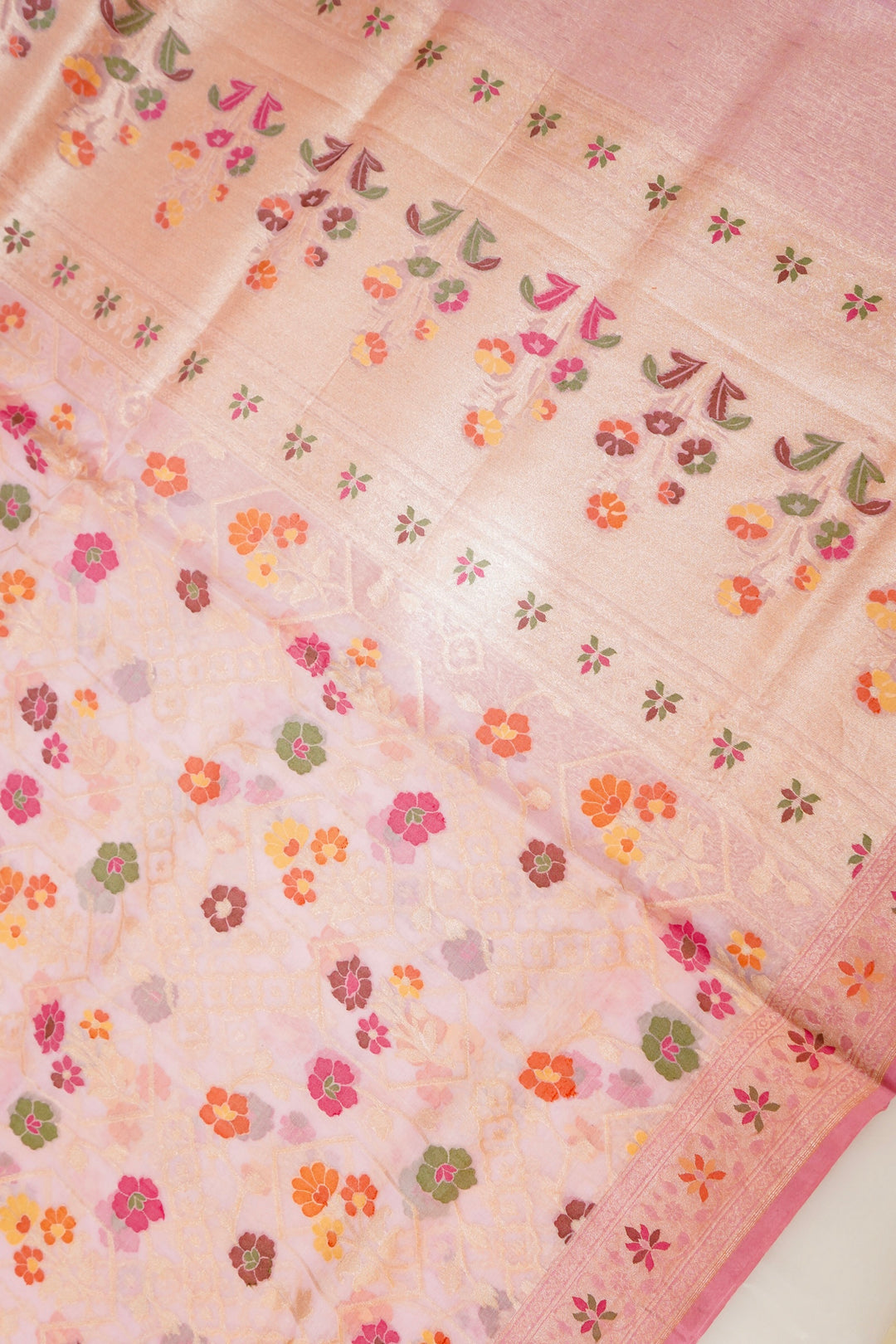 Handwoven Banarasi Baby Pink Pure Kora Silk Jamdani Saree with Contrast Border Pallu View 2