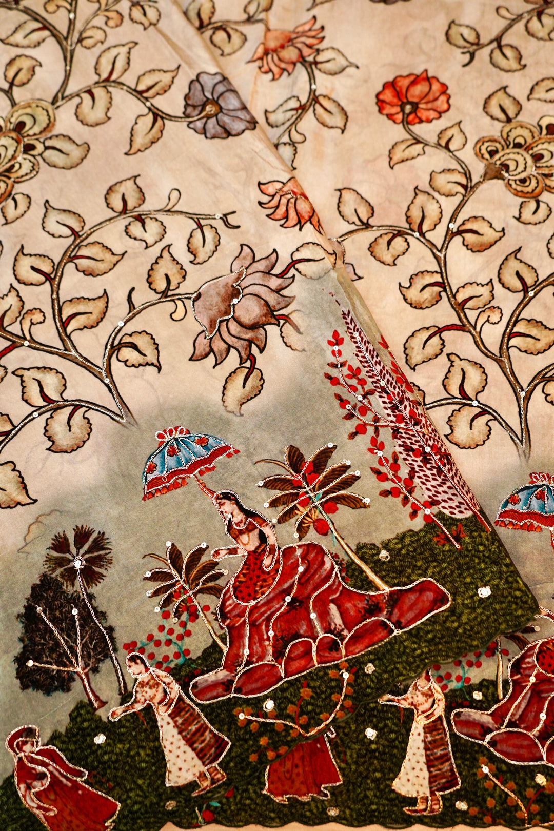 Beige Crepe Silk Saree with Floral Prints & Figure Motif