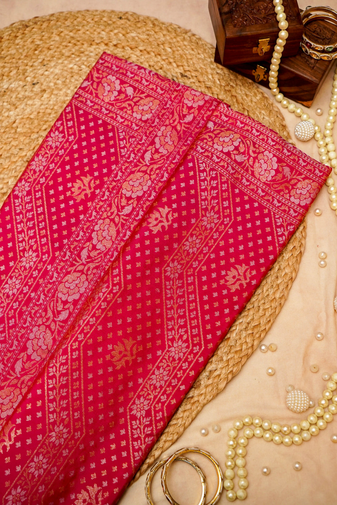 Handwoven Banarasi Pure Katan Silk Pink Jamdani Pattern Saree View 1