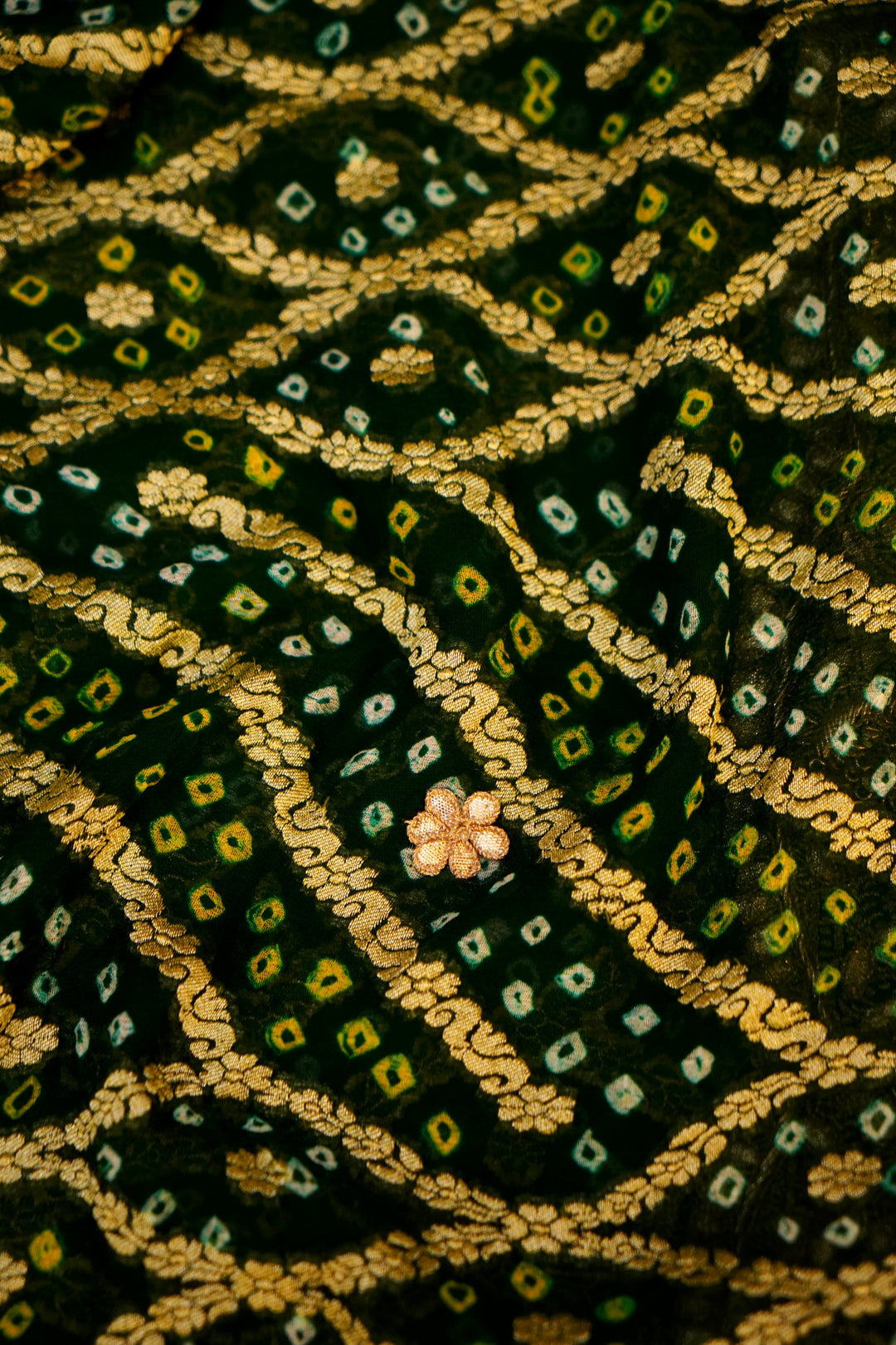 Regal Charm of Handwoven Banarasi Pure Green Khaddi Georgette Bandhej Saree