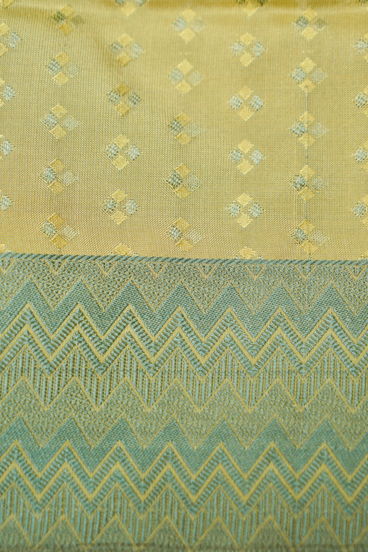 Neon Yellow Handwoven Pure Banarasi Tanchoi Silk Saree