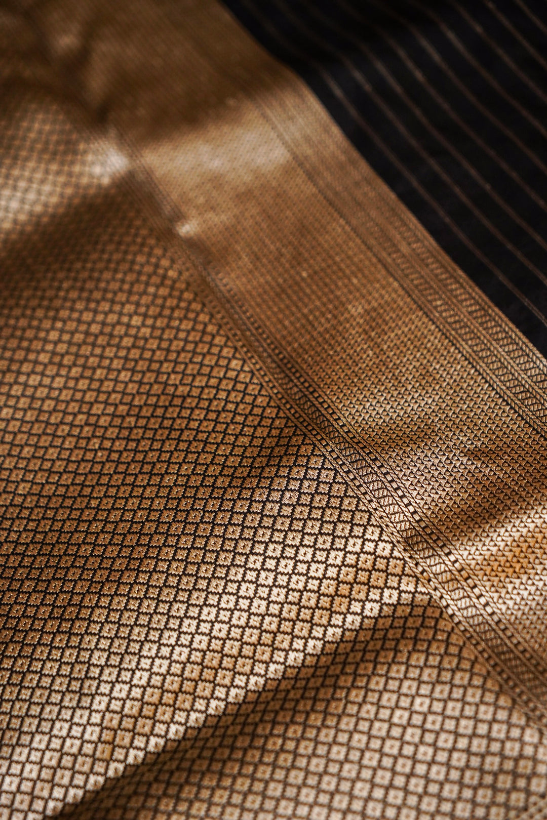 Midnight Black Modern Contemporary Pure Katan Silk Banarasi Saree View 5