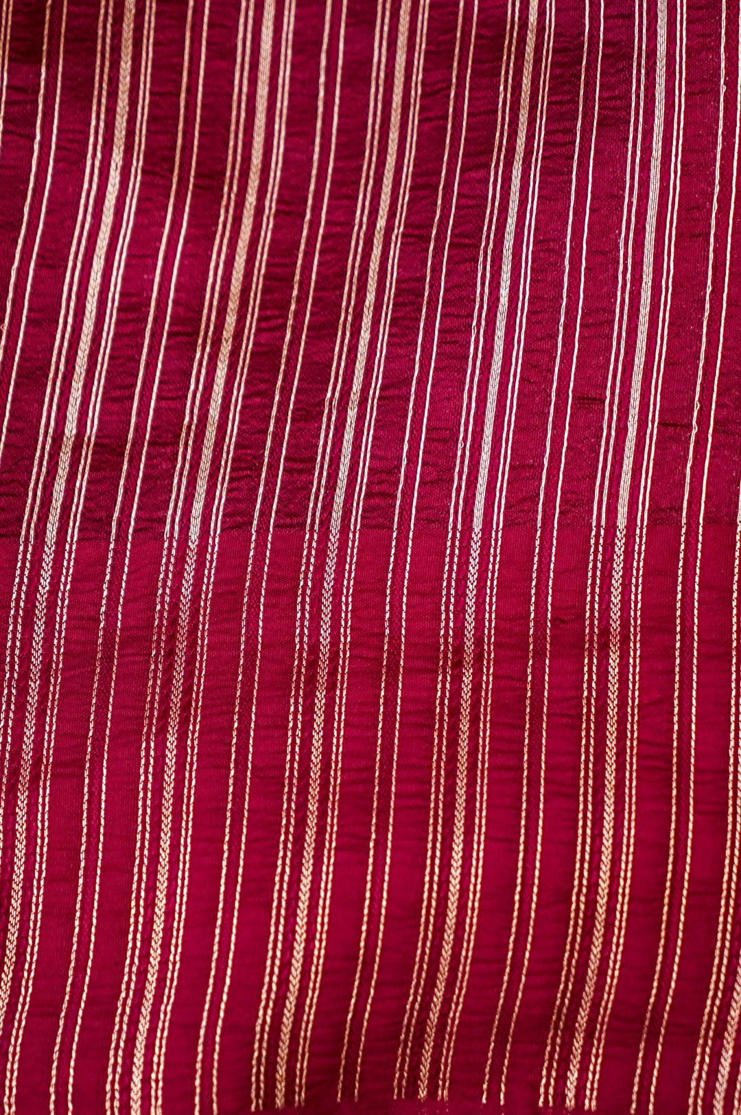 Title: Regal Wine Heritage Pure Handloom Silk Saree with Animal Weaving