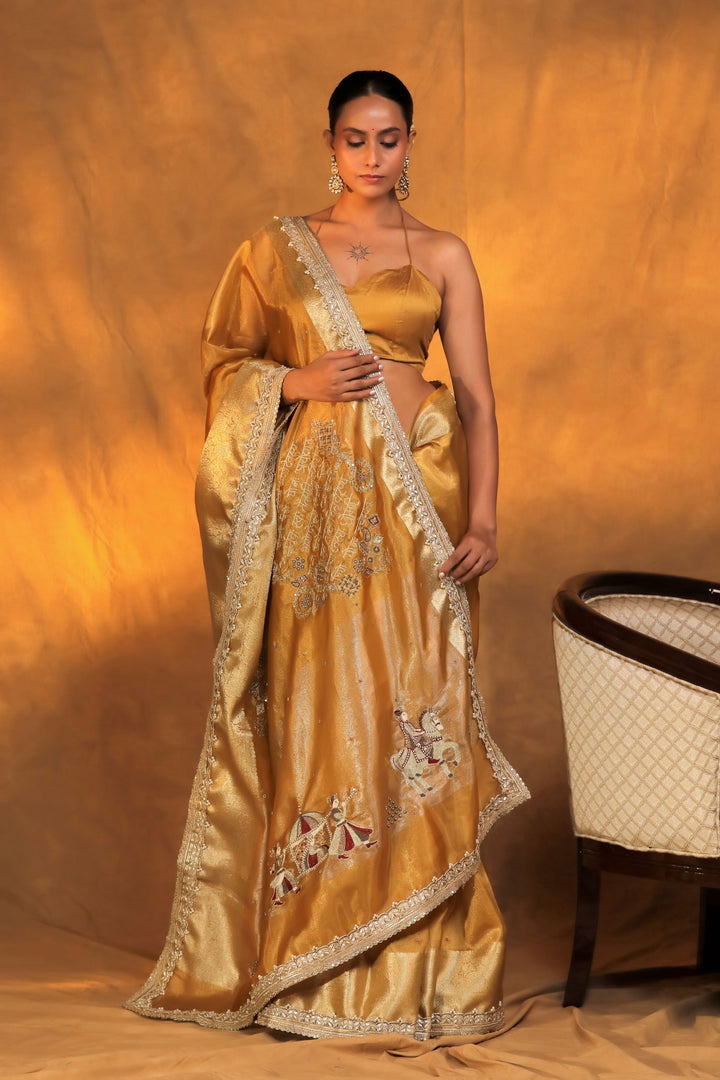 golden pure tissue silk gayatri mantra written with baarat inspired pallu scallop lace border front view 1
