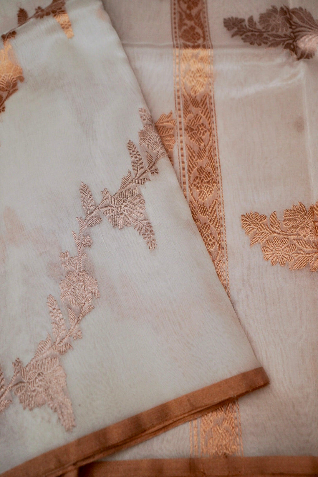 Raw Mango Radiance – Handwoven Banarasi Puna Silk Masterpiece