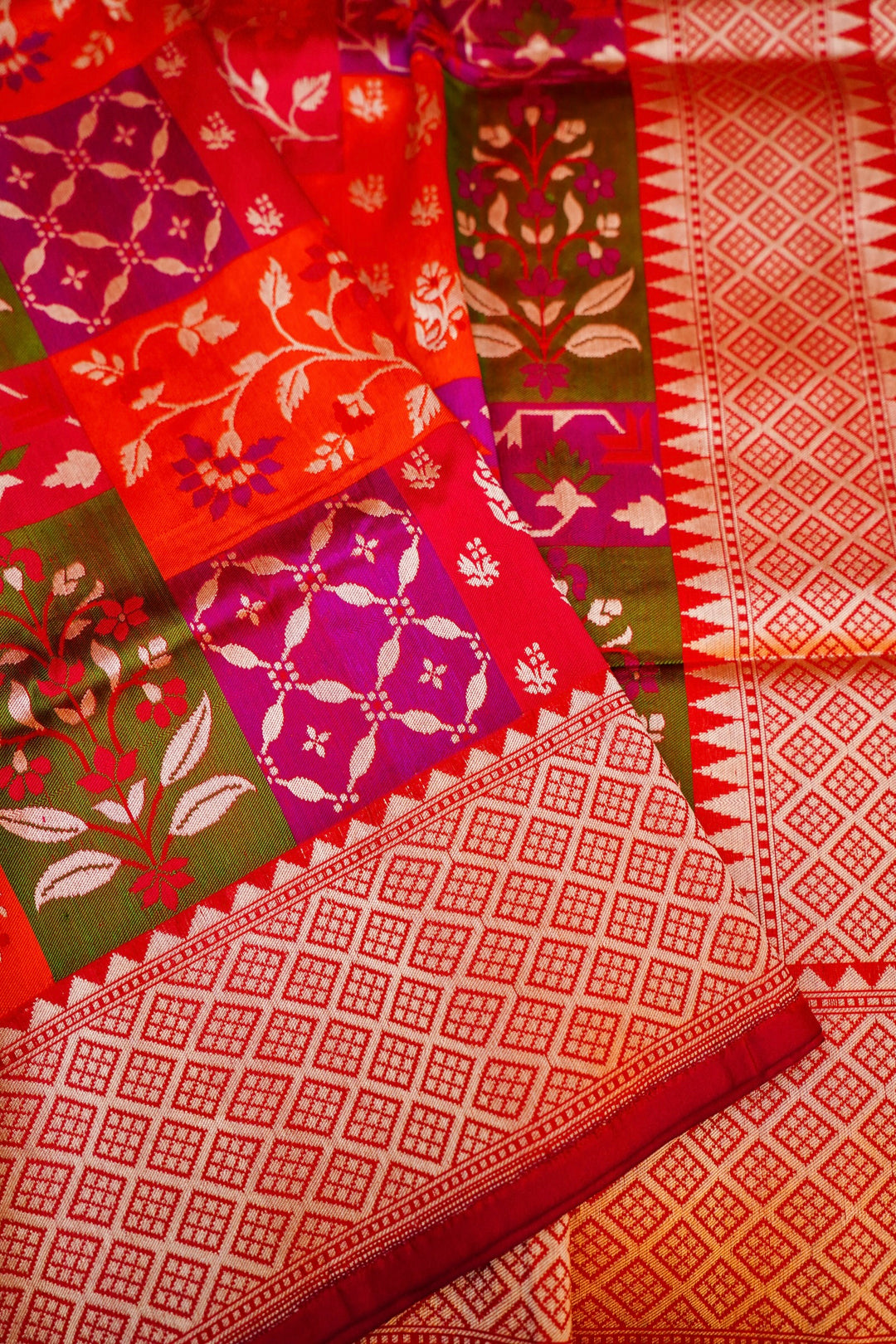 Handwoven Red Rangkat Banarasi Pure Katan Silk Saree with Zari & Thread meenakari floral Motifs