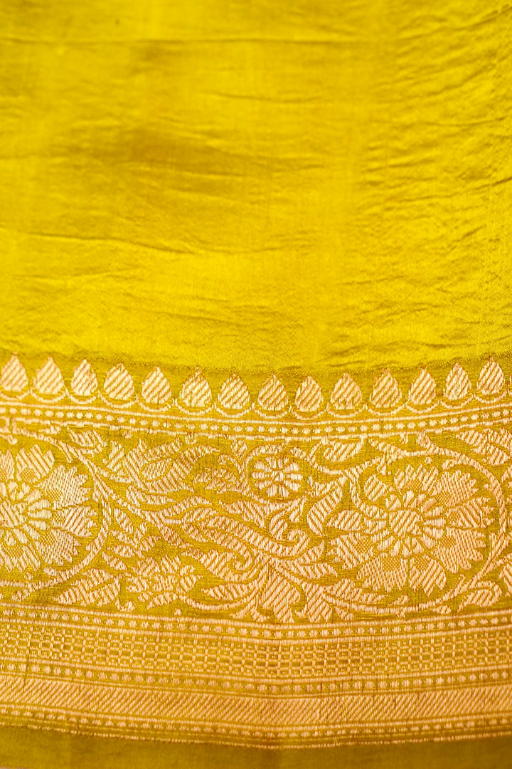 Sonakshi Sinha Inspired Chand Tara Pure Banarasi Katan Silk Saree View 6