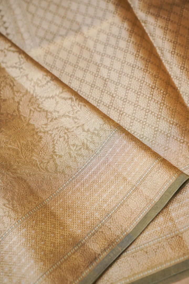 Sage Majesty Pure Brocade Katan Silk Banarasi Saree View 3