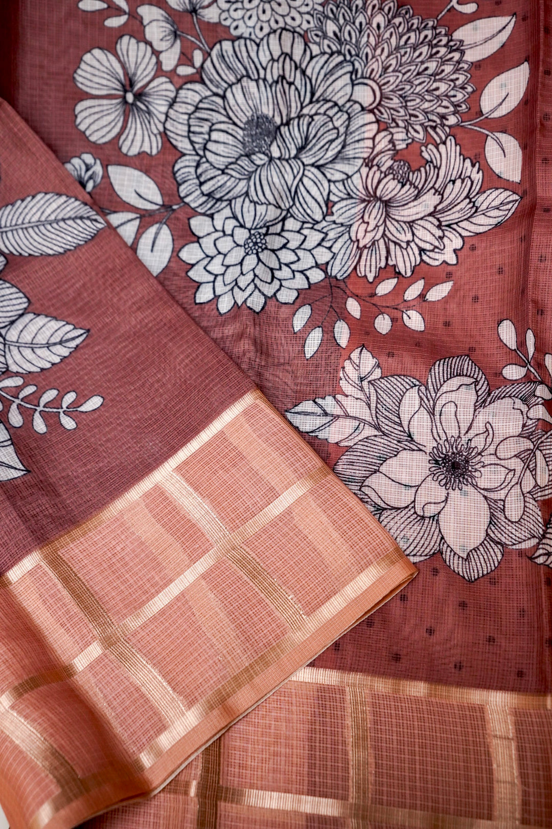 Dusty Rose Pink Kota Check Saree with Printed Body and Zari Weave Check Border View 3