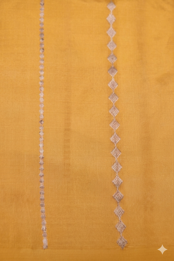 Radiant Yellow Handwoven Banarasi Pure Puna Silk Saree – Haldi Special with Zari Lion Motif