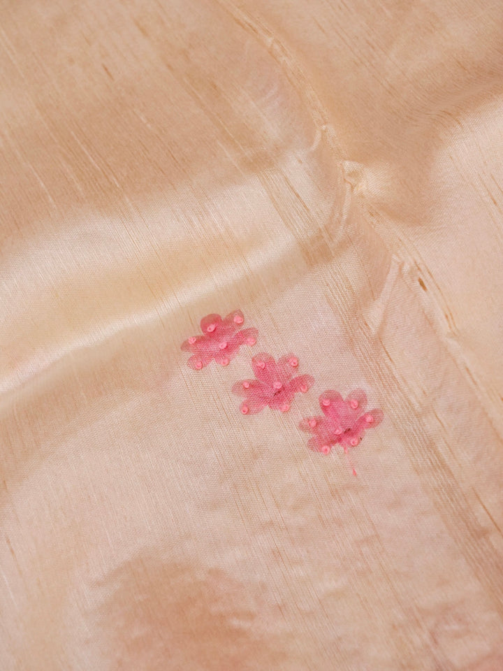 Off White Ghicha Silk Saree with Hand Kantha Embroidery View 2