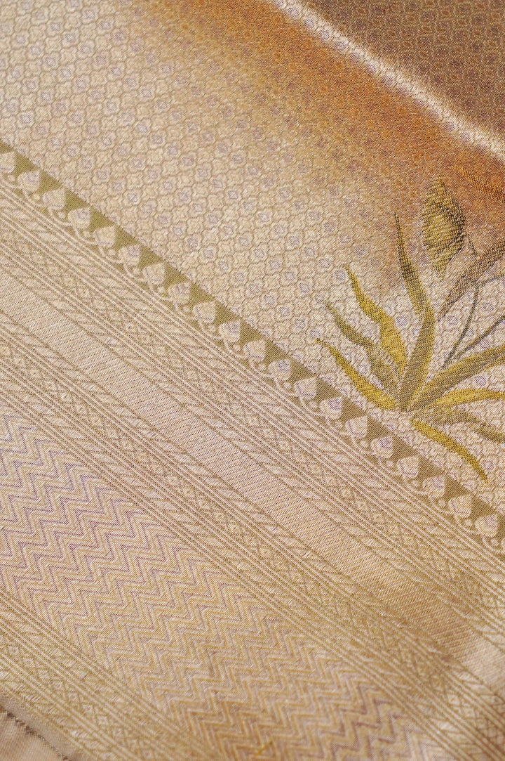 Pure Katan Silk Pista Green Banarasi Saree – Handcrafted Tanchoi Weave with Beautiful Figure Patterns