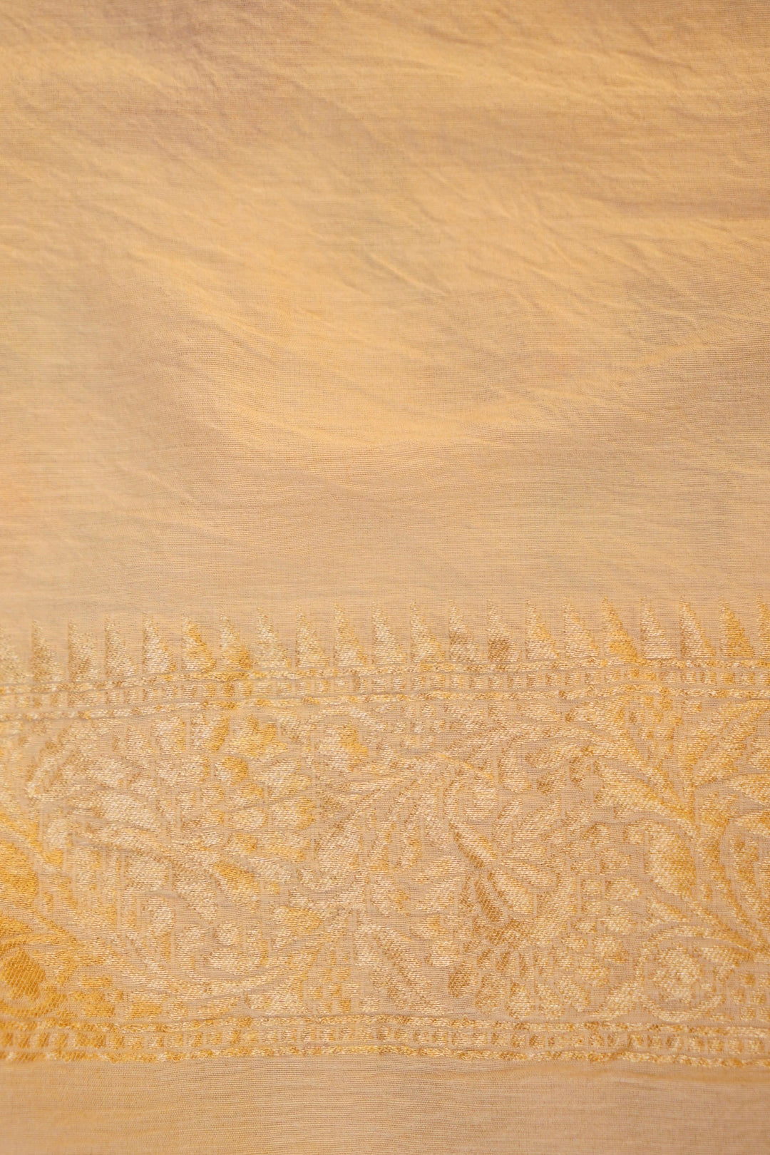 Hansika – Off White Pure Tussar Georgette Birds Motif Saree