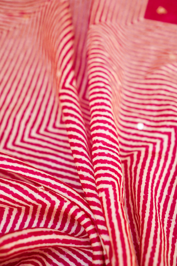 Pink Crepe Silk Saree with Geometric Print &amp; Mirror Work