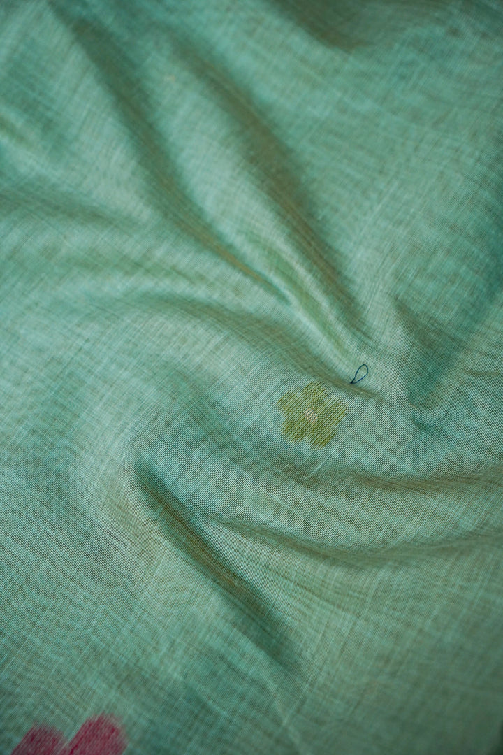 Graceful Light Blue Cotton Silk Saree with Thread Zari Bootidar Weave Jamdani Inspired Pallu View 4