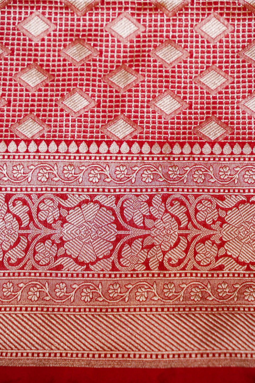 Red Bridal Banarasi Handloom Pure Katan Silk Jaal Saree with Meenakari Pallu