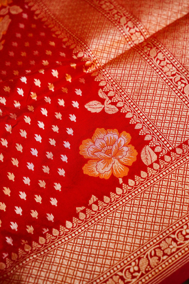 Red Handwoven Banarasi Bridal Katan Silk Saree with Zari Nandi Motifs & Meenakari Floral Weave