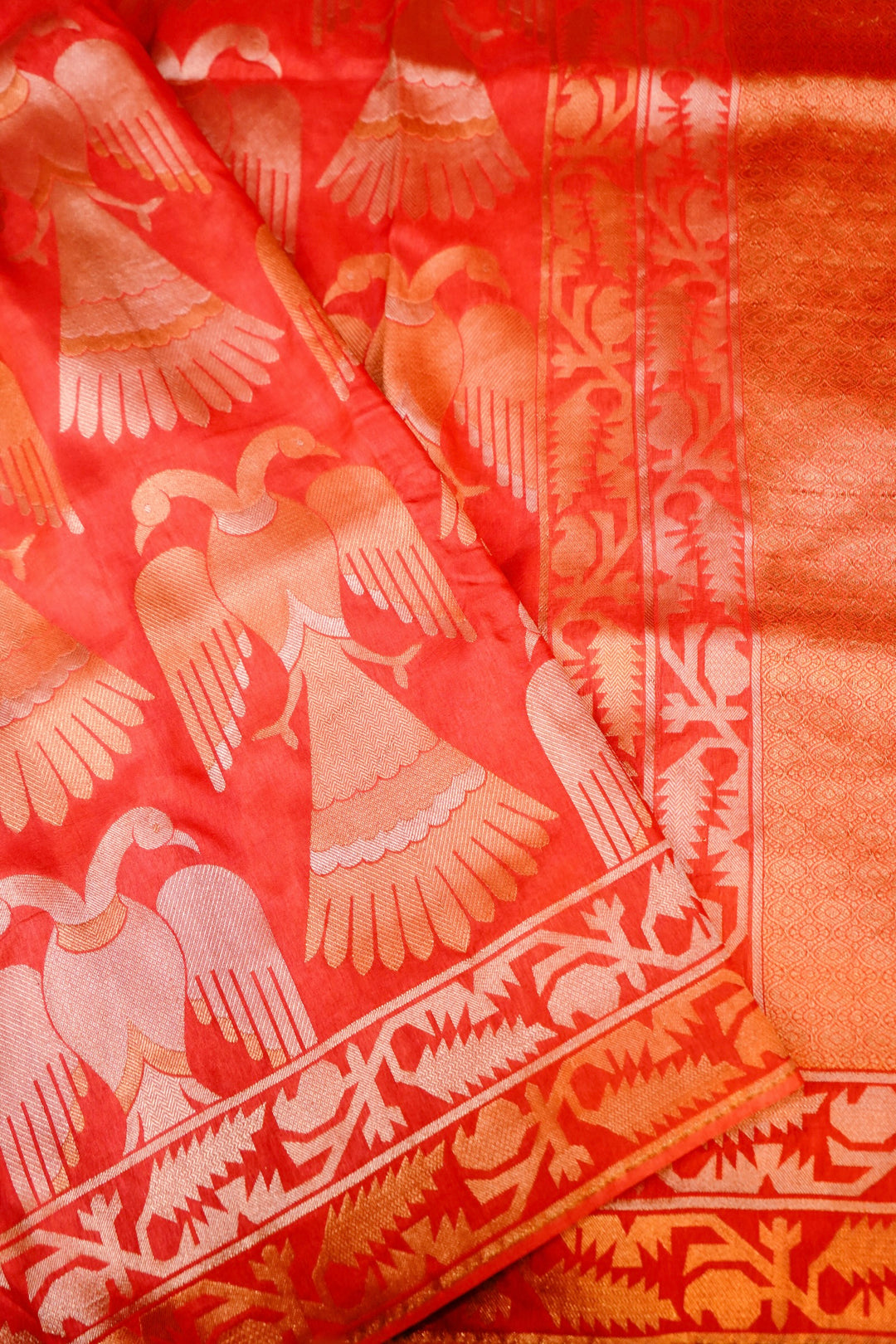 Regal Nita Ambani Inspired Munga Crepe Zari Weave Saree