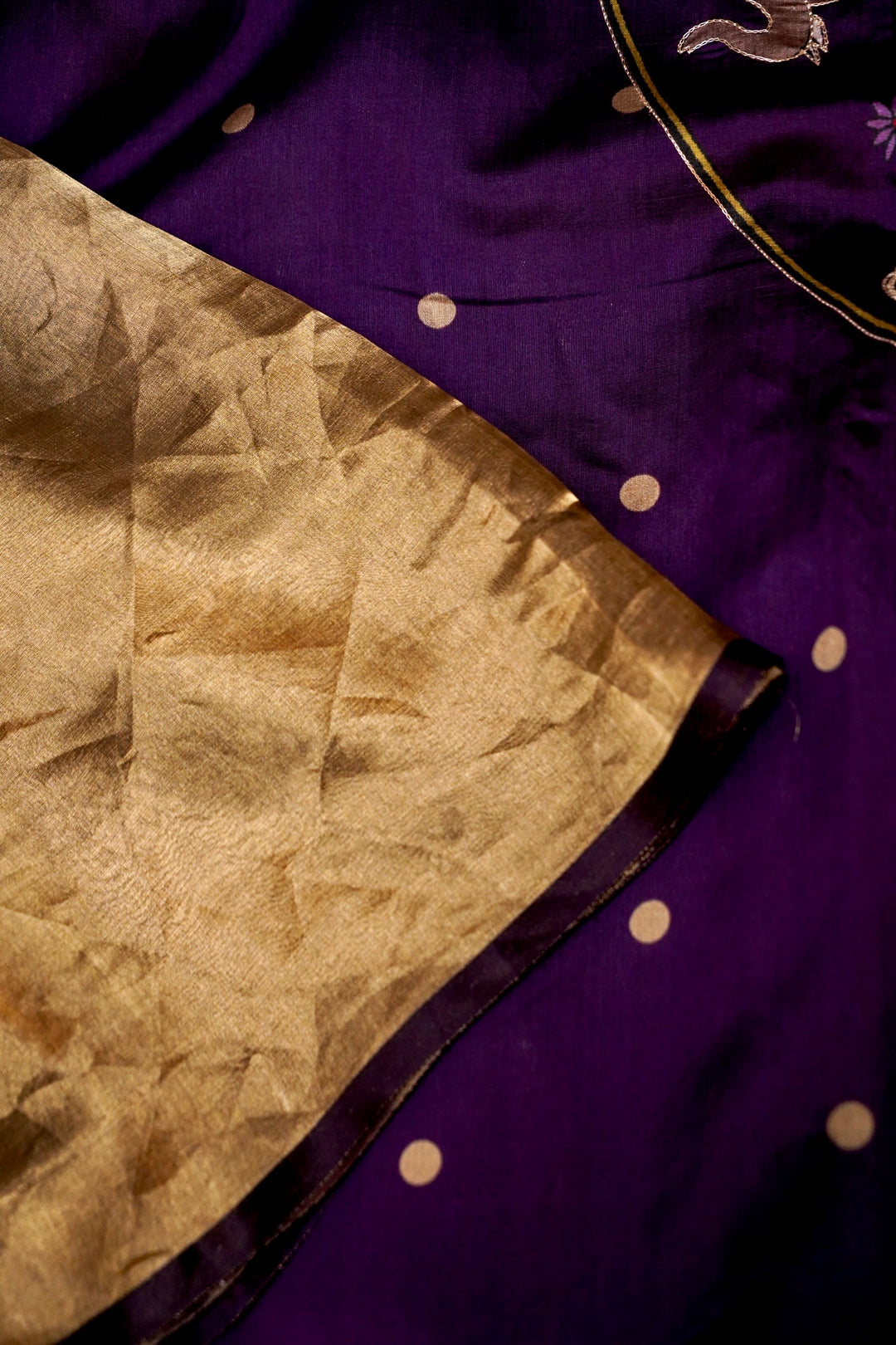 Figure Motif Elegance Violet Tissue Saree with Silk Anchal Border
