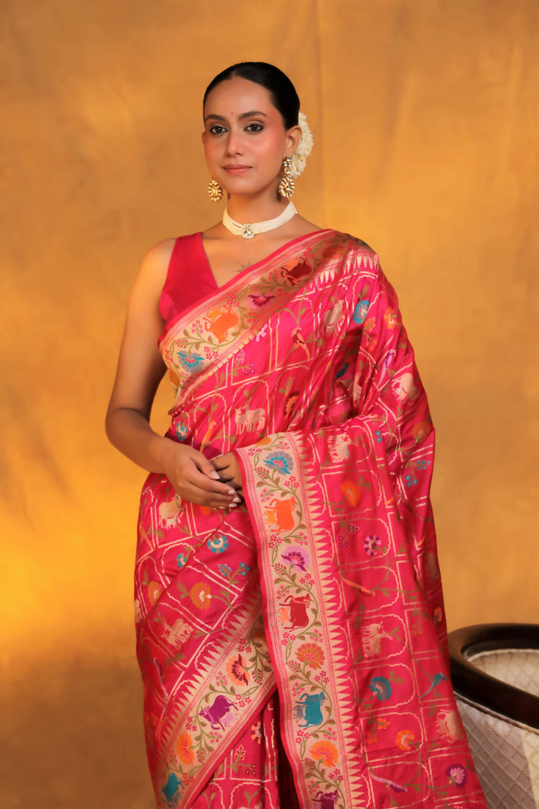 Banarasi Handloom Pink Pure Katan Silk Pichwai Saree Closeup View