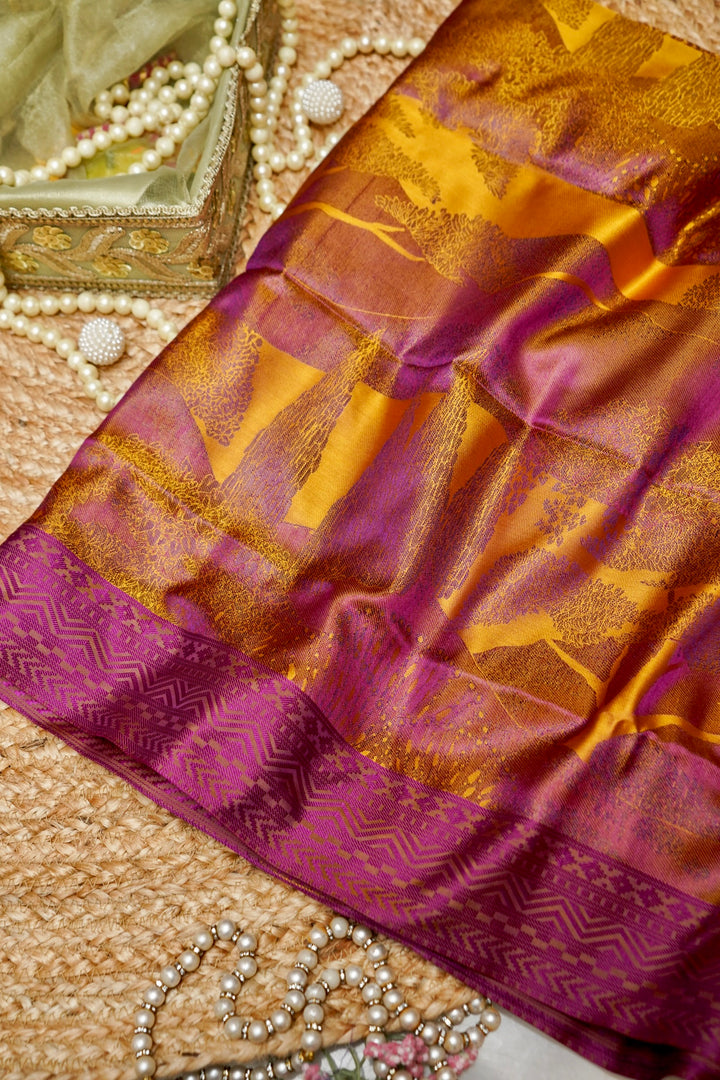 Bright Yellow Handwoven Pure Banarasi Tanchoi Silk Saree