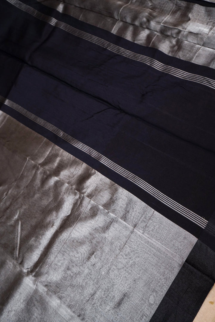 Tissue Grace Black Handloom Banarasi Pure Tissue Silk Saree View 2